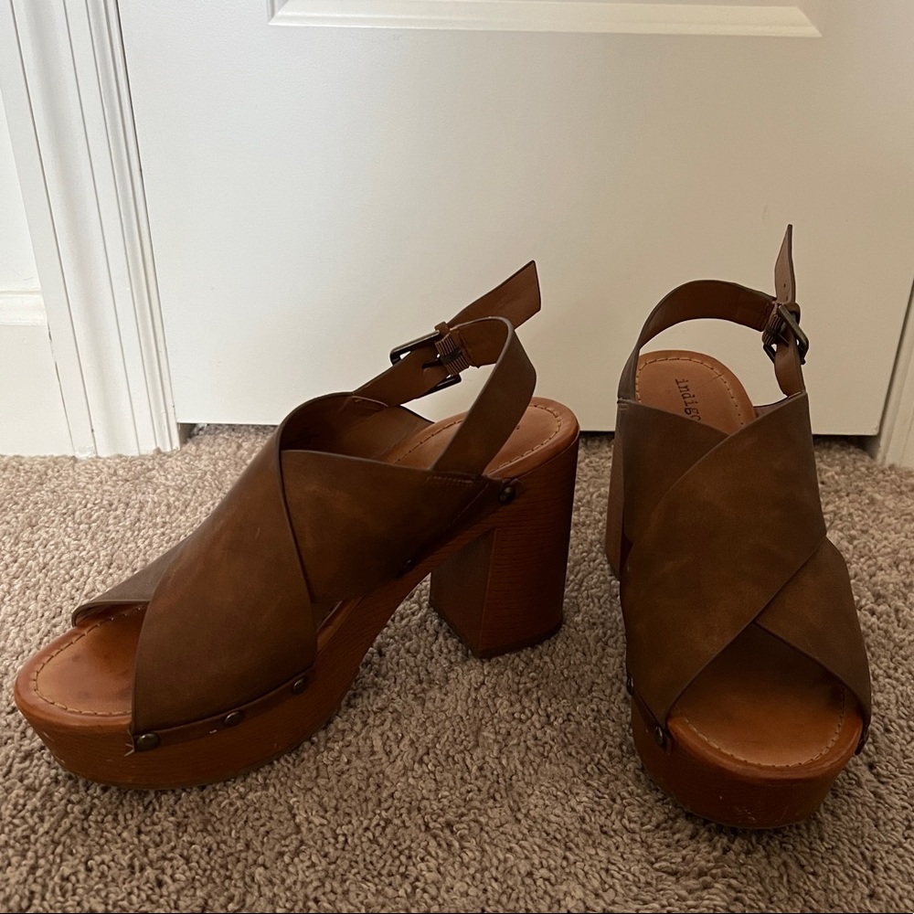 Spring sandals